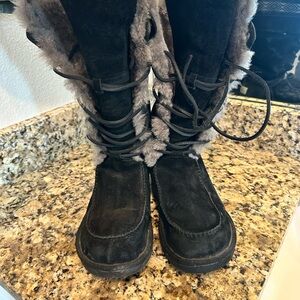 UGG Black Winter Boots with Gray Fur